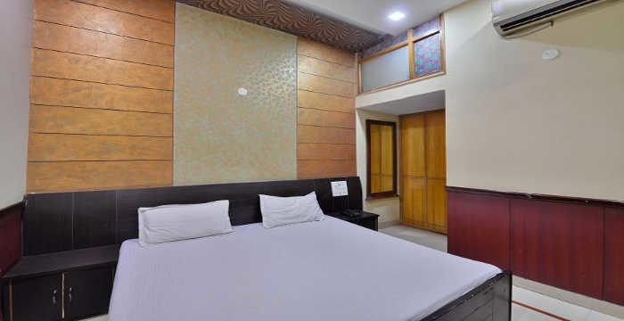 Rc Inn Sirsa Bagian luar foto