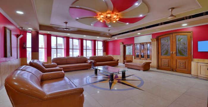 Rc Inn Sirsa Bagian luar foto