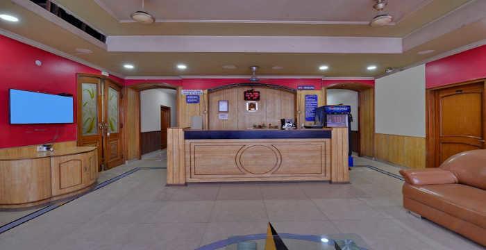 Rc Inn Sirsa Bagian luar foto