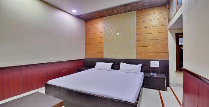 Rc Inn Sirsa Bagian luar foto